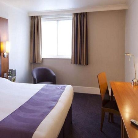 Premier Inn Gloucester Dış mekan fotoğraf